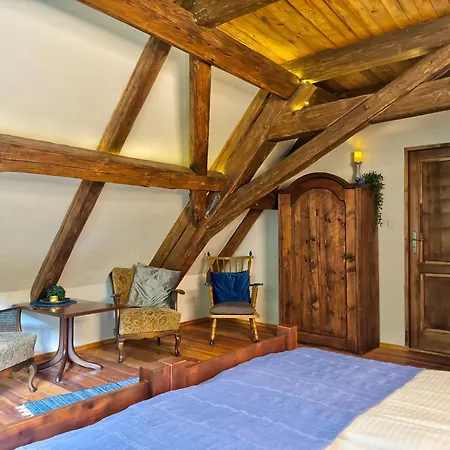The Oak Lodge - Freedom For The Soul Ploczki Gorne Room photo