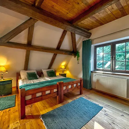 The Oak Lodge - Freedom For The Soul Ploczki Gorne Room photo