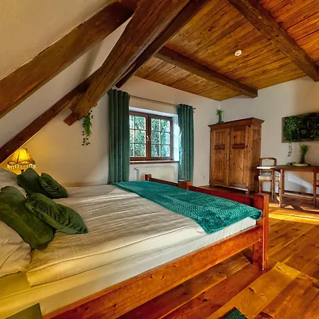 The Oak Lodge - Freedom For The Soul Ploczki Gorne Room photo
