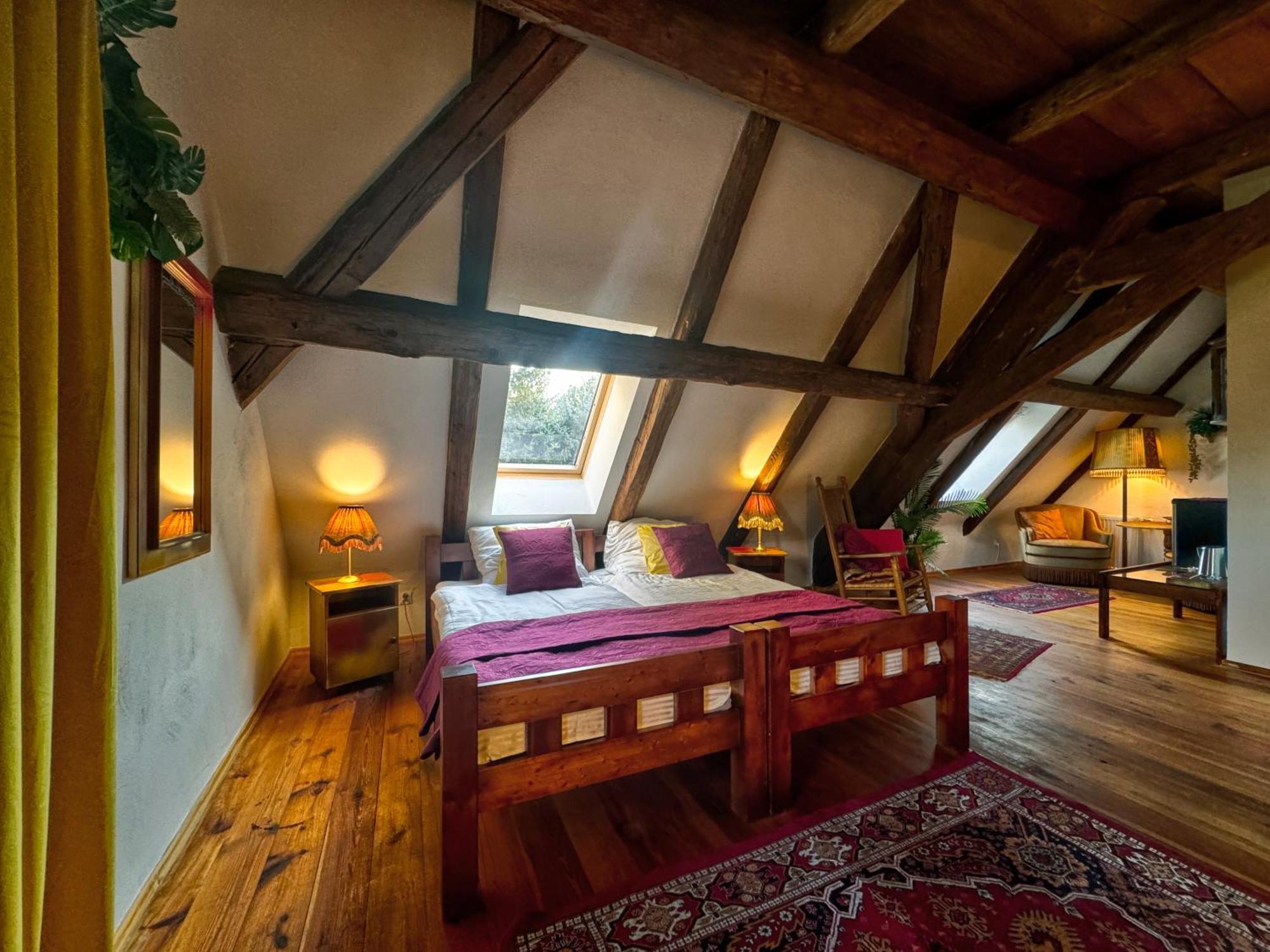 The Oak - Freedom For The Soul Apartment *